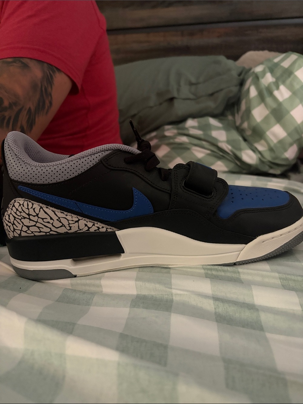 Nike Men’s Low-Top Sneakers — Black, Blue & Gray with Elephant Print